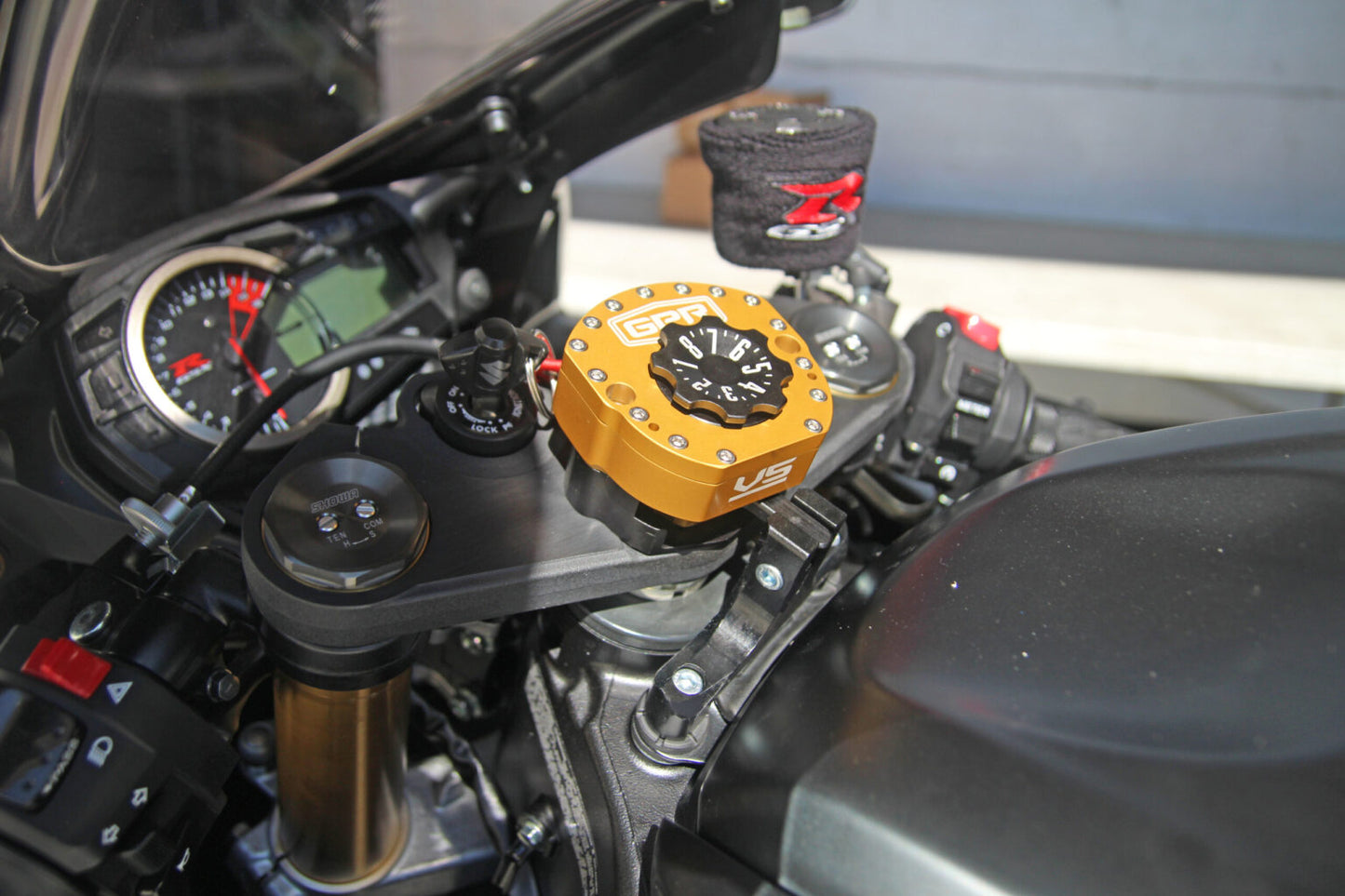 AMORTIGUADOR DIRECCION V5 SUZUKI GSXR600/750 2011-2026