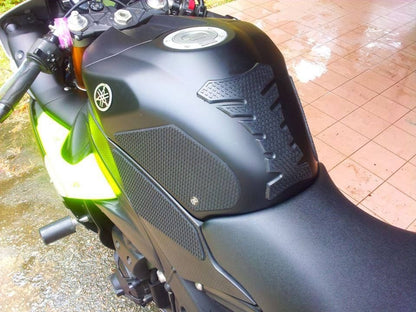 TANKGRIPS SNAKE SKIN YAMAHA R1/R1M