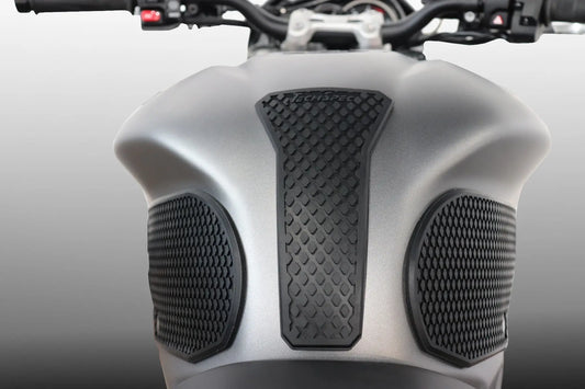 TANKGRIPS SNAKE SKIN TRIUMPH STREET TRIPLE 765 R/RS