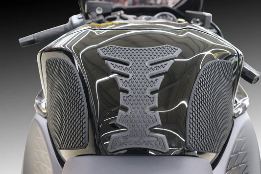TANKGRIPS SNAKE SKIN SUZUKI HAYABUSA